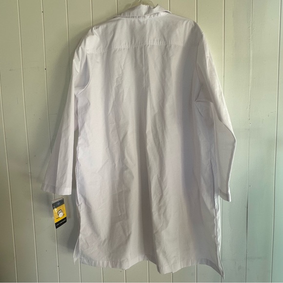 WonderWink Women's Classic Fit White Lab Coat - Picture 5 of 10